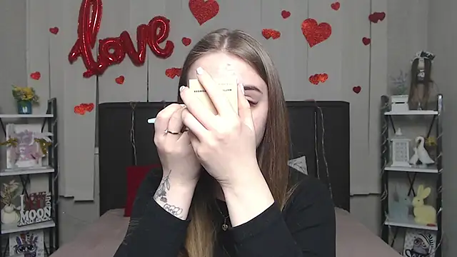 LauraHlot online show from 26, 2, 2026