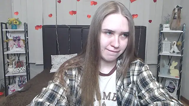 Snapshot of LauraHlot chatting on 2, 5, 2026 LauraHlot online show from 2, 5, 2026