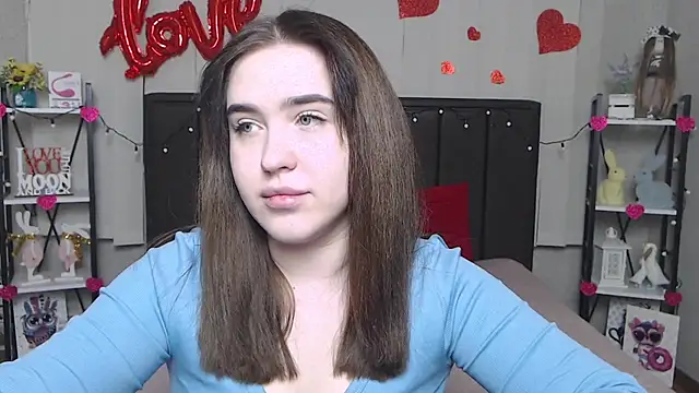 LauraHlot online show from 26, 2, 2025