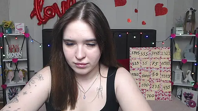 LauraHlot online show from 19, 3, 2025