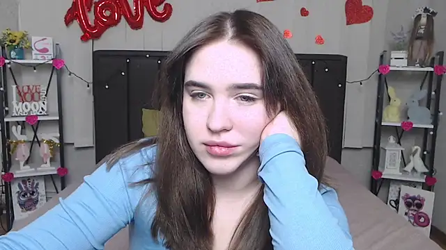 LauraHlot online show from 27, 2, 2025