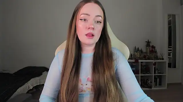 WalkingGirl online show from 14, 2, 2026