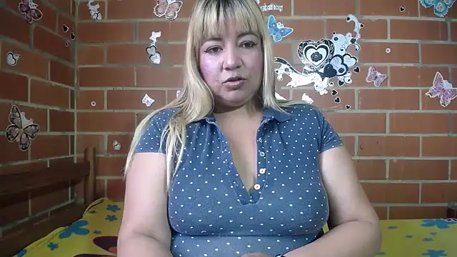 Snapshot of jones-scarlet chatting on 22, 10, 2025 jones-scarlet online show from 22, 10, 2025