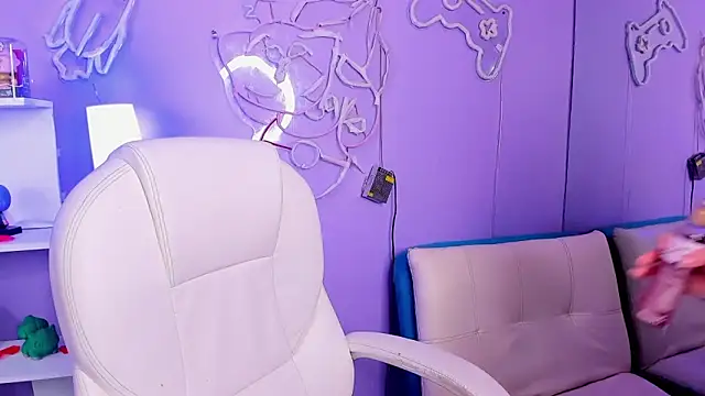 Camiila Osorio online show from 3, 2, 2026