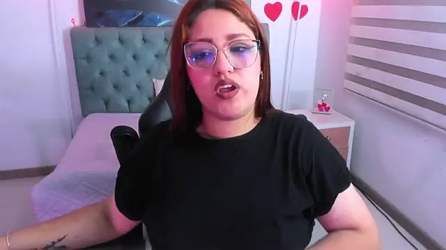 Camiila Osorio online show from 25, 2, 2025