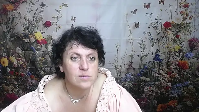 LuciaMii online show from 19, 9, 2025
