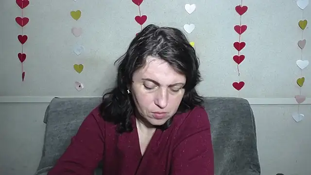 LuciaMii online show from 25, 2, 2025