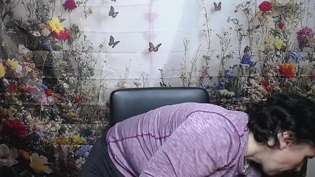 LuciaMii online show from 27, 9, 2025