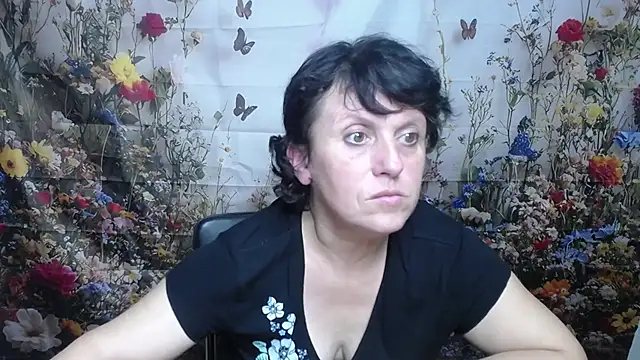 LuciaMii online show from 30, 9, 2025