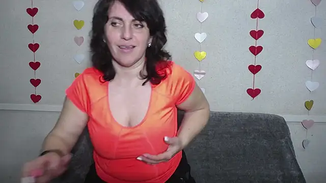 LuciaMii online show from 6, 3, 2025