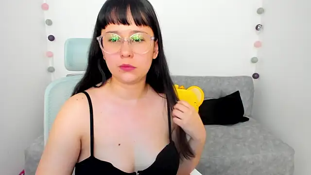 Sofiskies online show from 6, 11, 2025