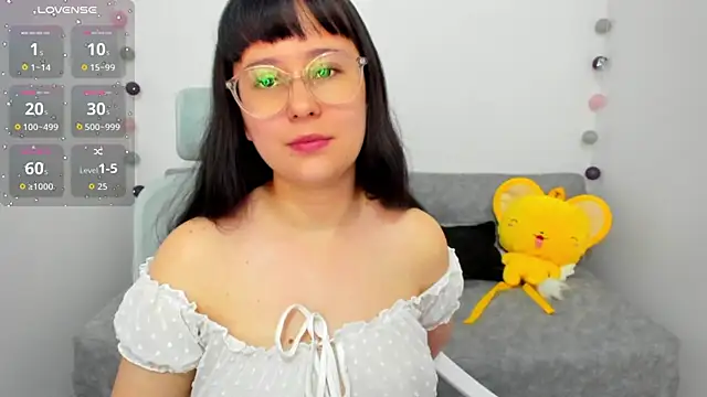 Sofiskies online show from 8, 11, 2025