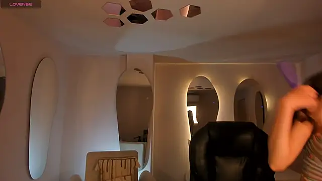 ValeriaVelvet online show from 5, 2, 2026