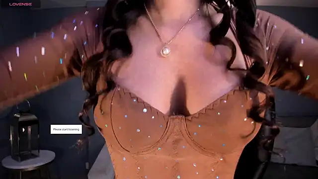 Snapshot of ValeriaVelvet chatting on 11, 5, 2026 ValeriaVelvet online show from 11, 5, 2026