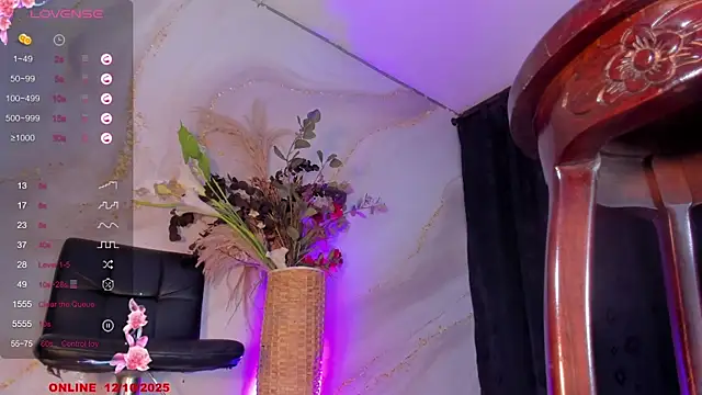 Karla-Ebony online show from 12, 10, 2025