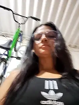 Linda Lars online show from 8, 4, 2026