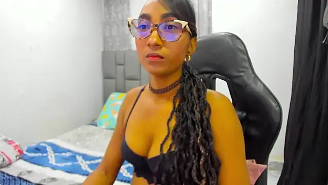 Snapshot of MurphyAngelina chatting on 29, 5, 2026 MurphyAngelina online show from 29, 5, 2026