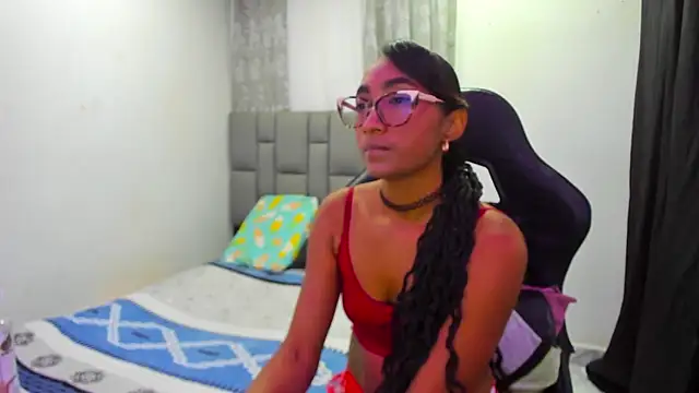Snapshot of MurphyAngelina chatting on 7, 6, 2026 MurphyAngelina online show from 7, 6, 2026