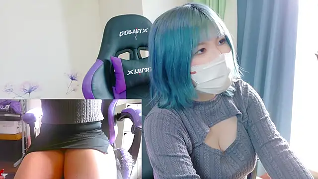 Snapshot of hazuki_8008 chatting on 27, 11, 2025 hazuki 8008 online show from 27, 11, 2025