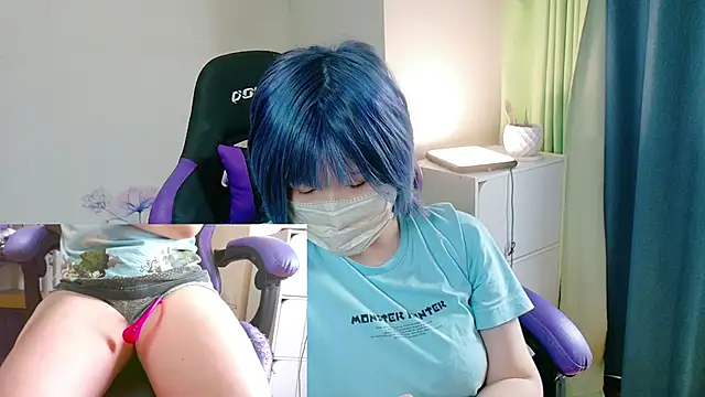 Snapshot of hazuki_8008 chatting on 15, 10, 2025 hazuki 8008 online show from 15, 10, 2025