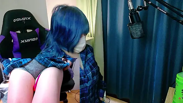 Snapshot of hazuki_8008 chatting on 22, 10, 2025 hazuki 8008 online show from 22, 10, 2025