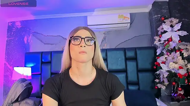 Snapshot of JESSI_NAOMI chatting on 29, 12, 2024 JESSI NAOMI online show from 29, 12, 2024