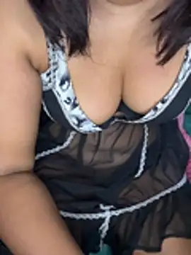 Shadow Girl007 online show from 9, 1, 2026