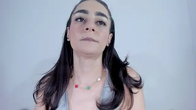 serafelle online show from 6, 3, 2026