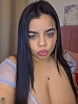 MiahJoness online show from 1, 10, 2025