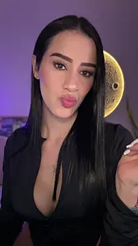SarahhSmitth1 online show from 28, 4, 2026