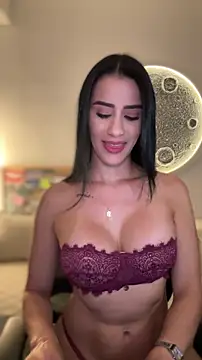 SarahhSmitth1 online show from 25, 4, 2026