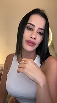 SarahhSmitth1 online show from 5, 4, 2026