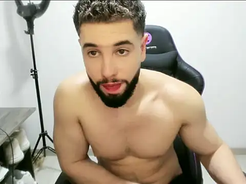 Antony cast online show from 7, 3, 2026