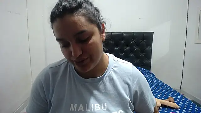 Laurenkenner  online show from 15, 12, 2025