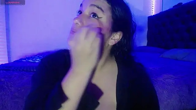 Snapshot of Laurenkenner_ chatting on 18, 10, 2025 Laurenkenner online show from 18, 10, 2025