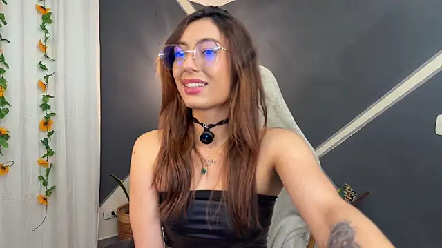 Snapshot of Tomoe_b chatting on 23, 6, 2026 Tomoe b online show from 23, 6, 2026