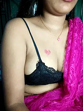 Snapshot of Ralisha_Rani chatting on 26, 6, 2026 Ralisha Rani online show from 26, 6, 2026