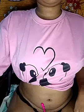 Snapshot of Ralisha_Rani chatting on 2, 6, 2026 Ralisha Rani online show from 2, 6, 2026