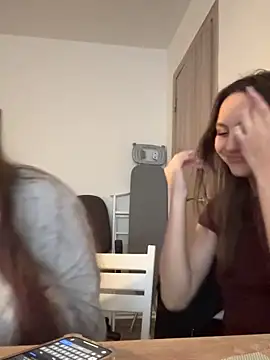 sweety secret  online show from 17, 9, 2025
