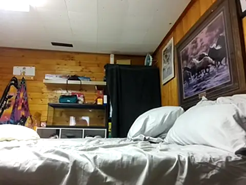 Ryan and Aurora online show from 5, 12, 2025