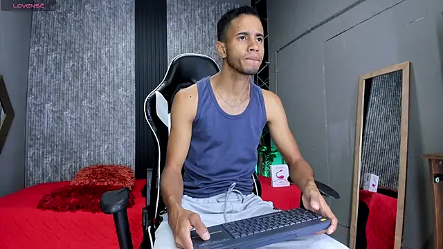 alex bigcock11 online show from 20, 3, 2025