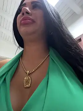 kiim taaylor online show from 31, 10, 2025