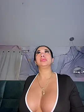 kiim taaylor online show from 11, 1, 2026