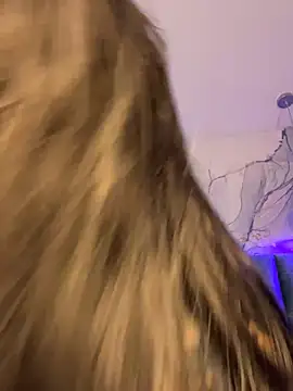 kiim taaylor online show from 12, 11, 2025