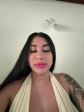 kiim taaylor online show from 8, 7, 2026