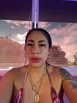 kiim taaylor online show from 29, 10, 2025