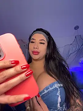 kiim taaylor online show from 28, 11, 2025