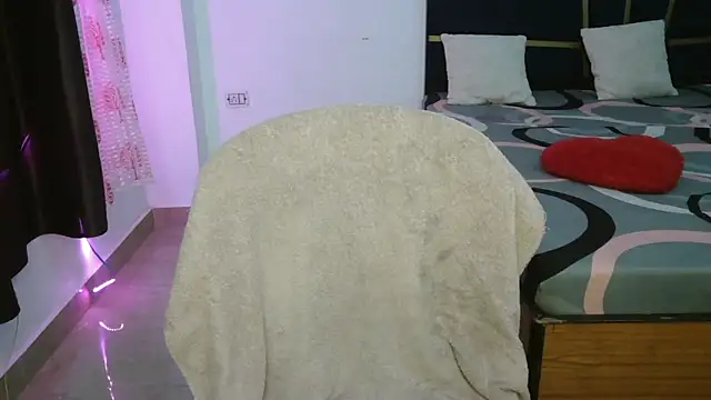Snapshot of N-Natasha chatting on 13, 5, 2026 N-Natasha online show from 13, 5, 2026