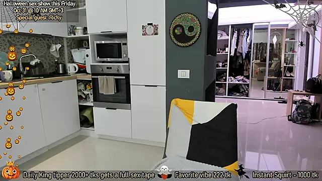 AmySuperHeroes online show from 28, 10, 2025