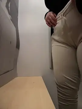 Snapshot of perfectly69 chatting on 2, 1, 2025 perfectly69 online show from 2, 1, 2025